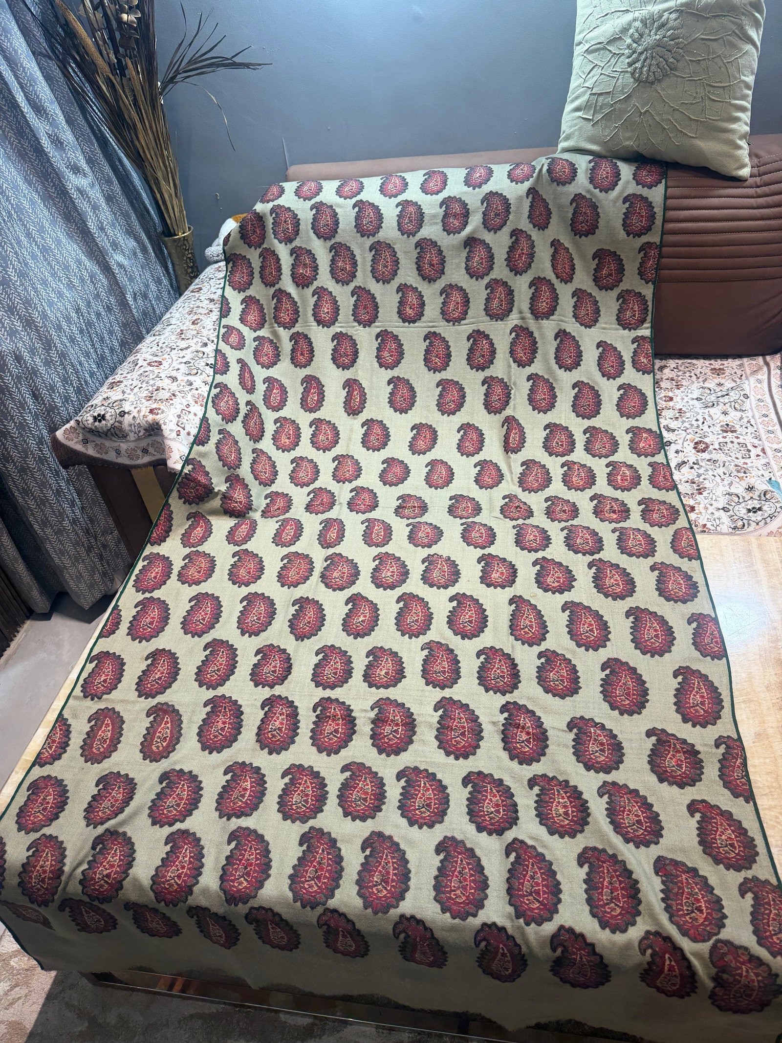 Antique Kashmiri Jamawar shawl 