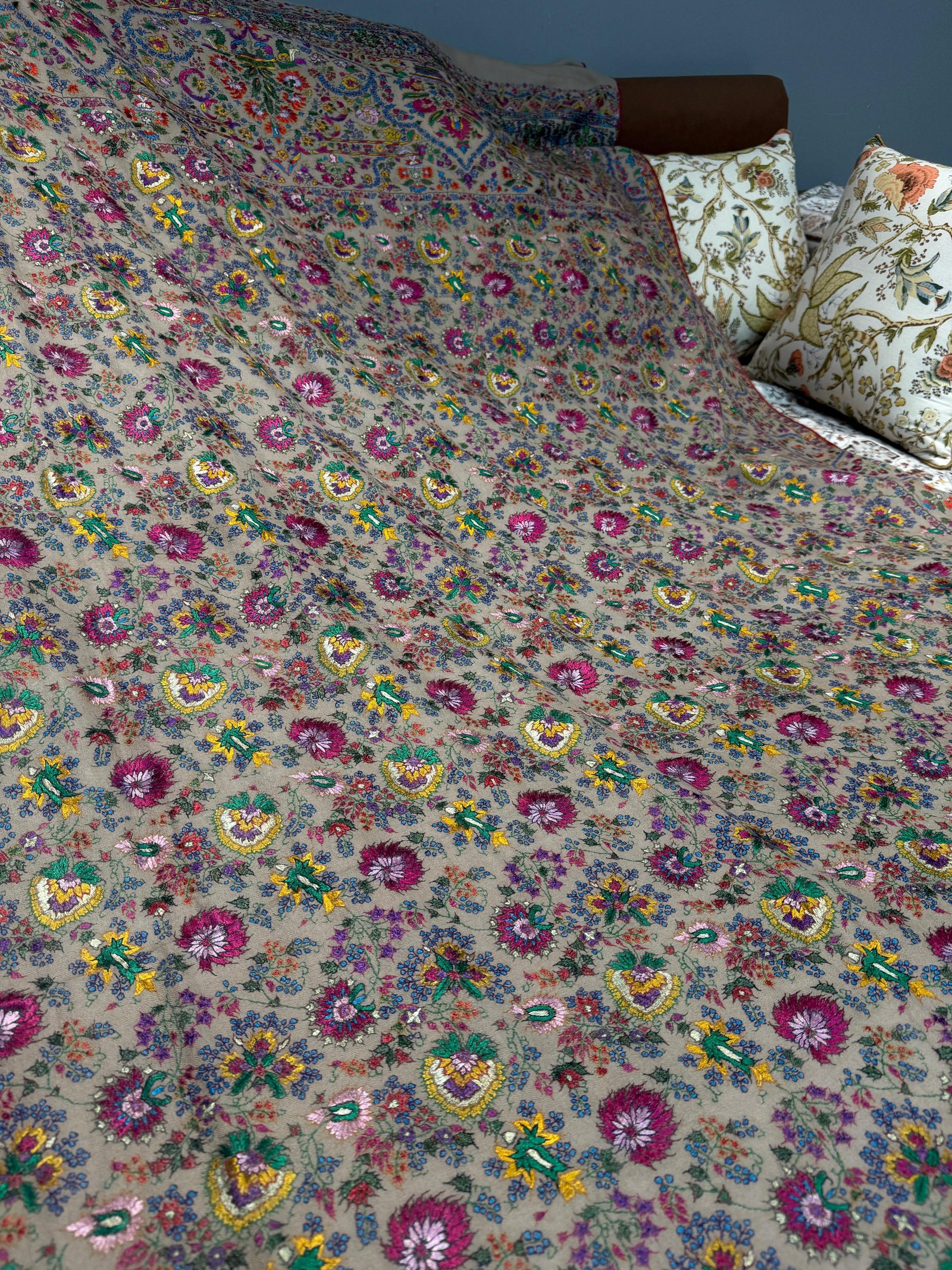 Pashmina Resham needle work unique shawl 